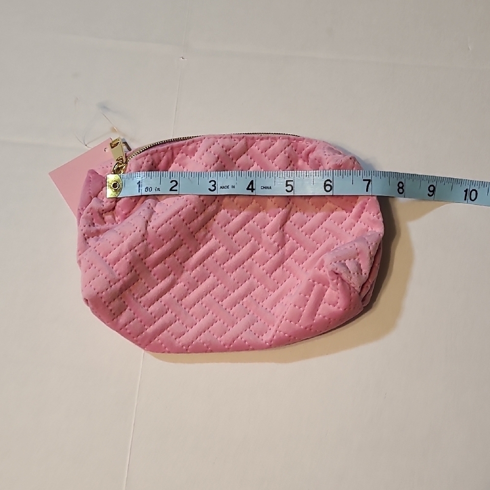 Ulta Beauty Pink Quilted Zippered Makeup Pouch NWT - Picture 4 of 5